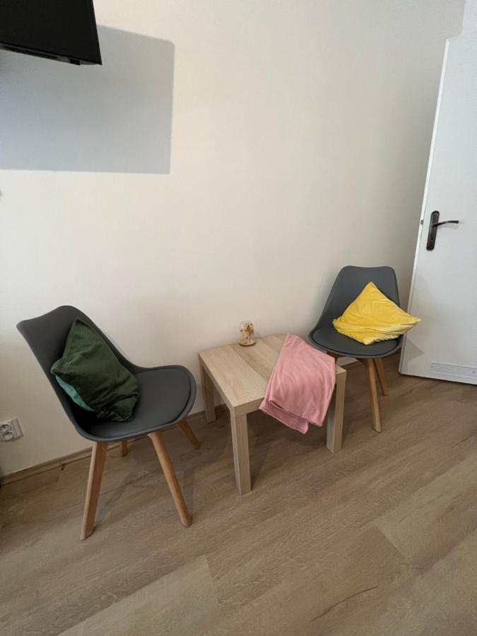 Apartmany Soukenicka Prag Exterior foto